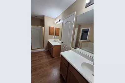 4512 Saddlebrook Drive, Carrollton, TX 75010 - Photo 13