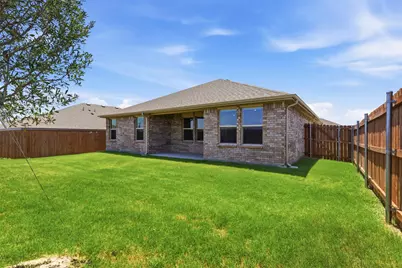 564 Marsh Street, Cleburne, TX 76033 - Photo 21