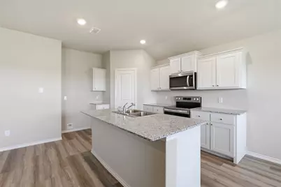 564 Marsh Street, Cleburne, TX 76033 - Photo 7