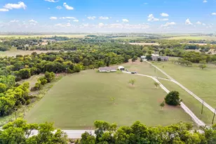 9888 NW County Road 2221, Barry, TX 75102 - Photo 5