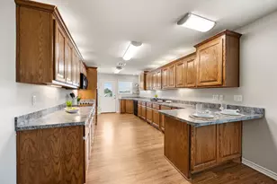 9888 NW County Road 2221, Barry, TX 75102 - Photo 11