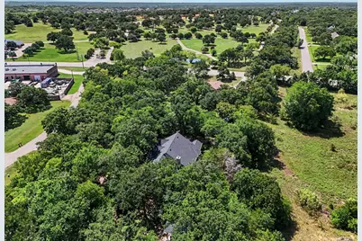 126 Willow Creek Circle, Mansfield, TX 76063 - Photo 23