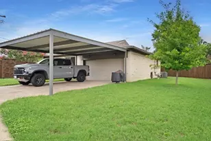 10204 McCree Rd, Dallas, TX 75238 - Photo 17