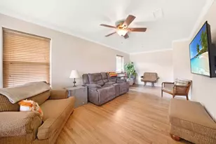 10204 McCree Rd, Dallas, TX 75238 - Photo 5