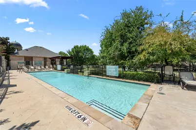 2952 Sheridan Drive, Carrollton, TX 75010 - Photo 11