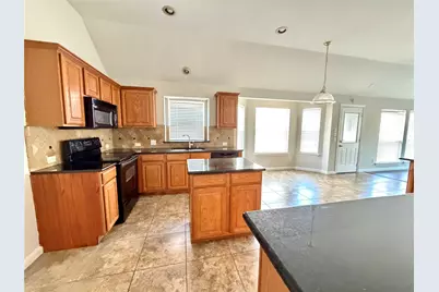 4308 Linda Kay Lane, Grand Prairie, TX 75052 - Photo 7