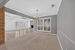 8833 Kenton Dr, Dallas, TX 75231 - Photo 3