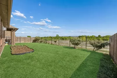 9220 Bronze Meadow Drive, Fort Worth, TX 76131 - Photo 33