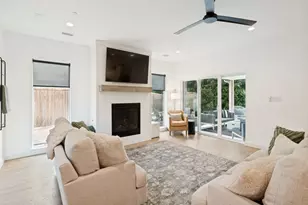 972 Meadowbend Loop S, Grapevine, TX 76051 - Photo 13