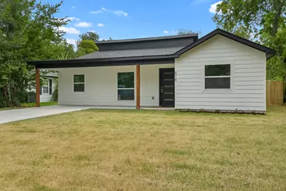 818 Chickasaw Trace, Grand Prairie, TX 75051 - Photo 3