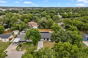 818 Chickasaw Trce, Grand Prairie, TX 75051 - Photo 31