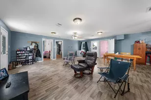 195 N Wood St, Emory, TX 75440 - Photo 7