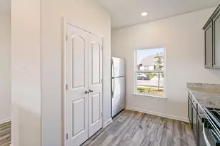 508 Burgess Brothers St, Venus, TX 76084 - Photo 7