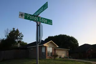 3155 Ponds Edge Trail, Grand Prairie, TX 75052 - Photo 17