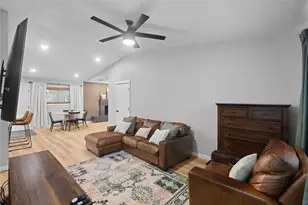 513 Talley Dr, Sherman, TX 75092 - Photo 5