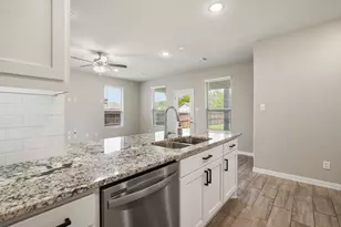 1133 Rushmore Dr, Burleson, TX 76028 - Photo 9
