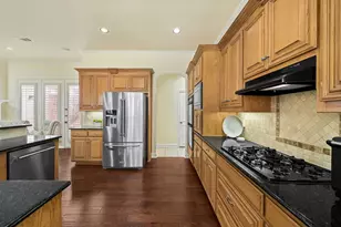 218 Versailles Ln, Keller, TX 76248 - Photo 17