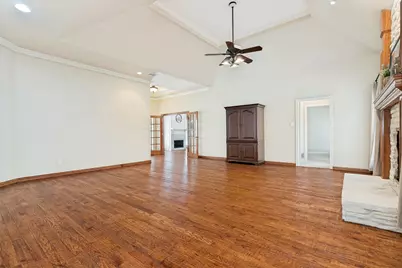 1105 Hills Creek Drive, McKinney, TX 75072 - Photo 11