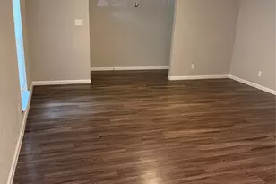 1914 Chisholm Trail, Grand Prairie, TX 75052 - Photo 5