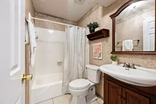 1002 Shady Brook Dr, Grapevine, TX 76051 - Photo 25
