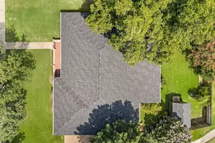 1002 Shady Brook Dr, Grapevine, TX 76051 - Photo 39