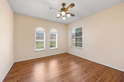 1002 Shady Brook Drive, Grapevine, TX 76051 - Photo 23