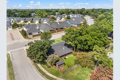 1002 Shady Brook Drive, Grapevine, TX 76051 - Photo 35