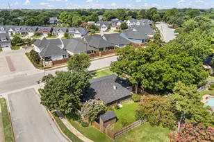 1002 Shady Brook Dr, Grapevine, TX 76051 - Photo 35