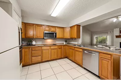 1002 Shady Brook Drive, Grapevine, TX 76051 - Photo 13