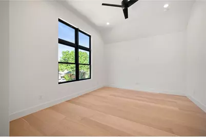 8930 Liptonshire Drive, Dallas, TX 75238 - Photo 33