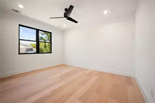 8930 Liptonshire Dr, Dallas, TX 75238 - Photo 21