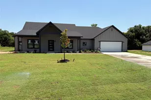 1057 Salvation Dr, Weatherford, TX 76088 - Photo 1