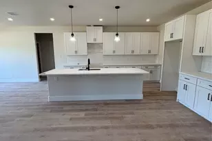 1057 Salvation Dr, Weatherford, TX 76088 - Photo 5