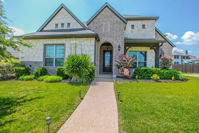 272 Big Creek Loop, Hewitt, TX 76643 - Photo 1