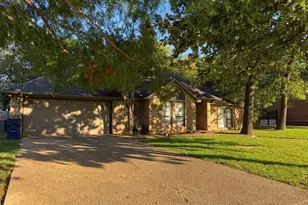 124 Brushy Mound Rd, Burleson, TX 76028 - Photo 1
