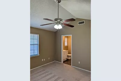 6211 Patriotic Court, Arlington, TX 76002 - Photo 17