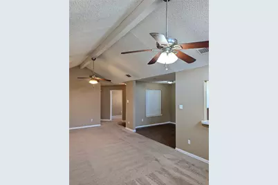 6211 Patriotic Court, Arlington, TX 76002 - Photo 5