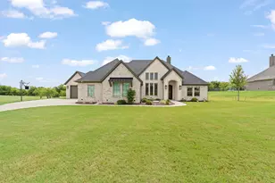6048 Bella Terra Ln, Godley, TX 76044 - Photo 1