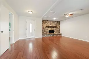 13520 Mt Castle Dr, Farmers Branch, TX 75234 - Photo 3