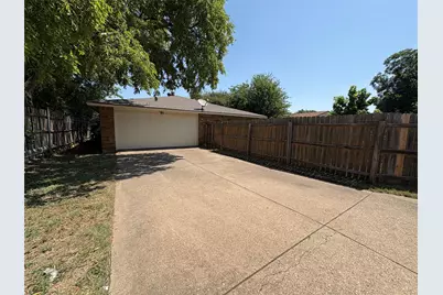 7222 Hedge Drive, Dallas, TX 75249 - Photo 27