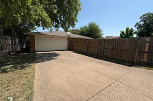 7222 Hedge Dr, Dallas, TX 75249 - Photo 27