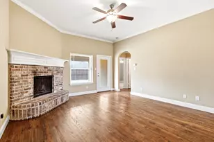 729 Countryside Dr, Aubrey, TX 76227 - Photo 7