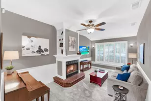 8835 Larchwood Dr, Dallas, TX 75238 - Photo 17