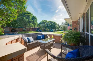 8835 Larchwood Dr, Dallas, TX 75238 - Photo 3