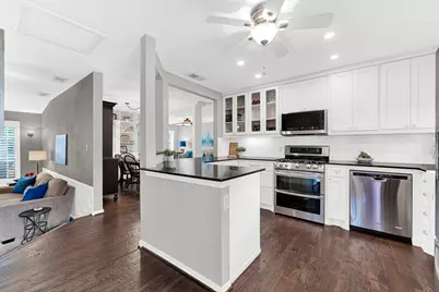 8835 Larchwood Drive, Dallas, TX 75238 - Photo 13