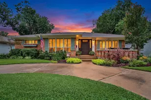 8835 Larchwood Dr, Dallas, TX 75238 - Photo 39