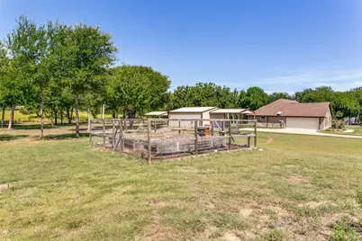 173 Miramar Circle, Weatherford, TX 76085 - Photo 21