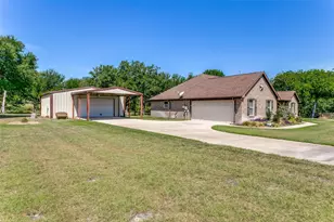 173 Miramar Cir, Weatherford, TX 76085 - Photo 3