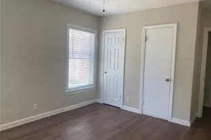 212 Washington St, Garland, TX 75040 - Photo 17