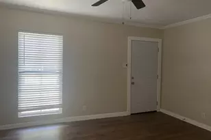 212 Washington St, Garland, TX 75040 - Photo 5